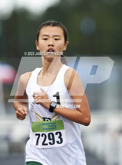 Thumbnail 1 in Bob Hayes Invitational (1600 Meters) photogallery.
