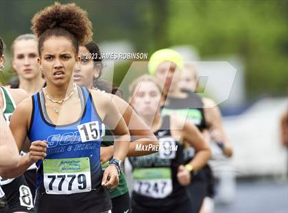 Thumbnail 1 in Bob Hayes Invitational (1600 Meters) photogallery.