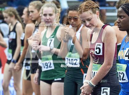 Thumbnail 3 in Bob Hayes Invitational (1600 Meters) photogallery.