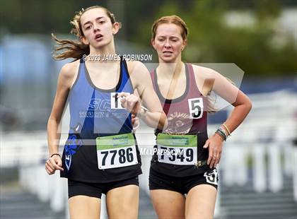 Thumbnail 2 in Bob Hayes Invitational (1600 Meters) photogallery.