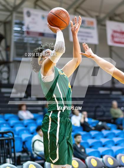 Thumbnail 1 in Lowell vs. Harbor (Aptos / S.C. Warriors NorCal Invitational) photogallery.