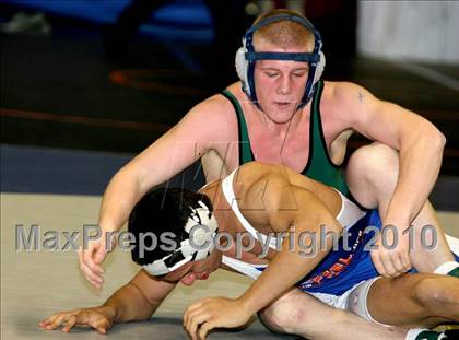 Thumbnail 2 in NYSPHSAA Championships (Division I Semifinals, 140-285) photogallery.