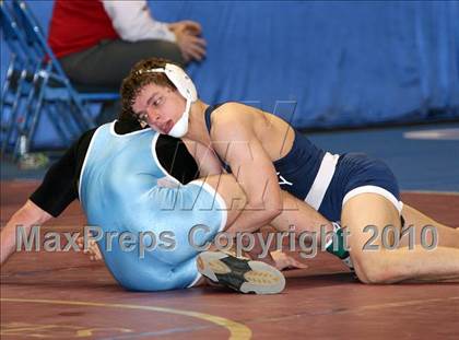 Thumbnail 1 in NYSPHSAA Championships (Division I Semifinals, 140-285) photogallery.