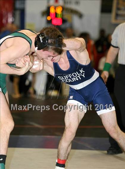 Thumbnail 3 in NYSPHSAA Championships (Division I Semifinals, 140-285) photogallery.