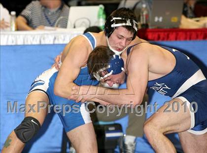 Thumbnail 1 in NYSPHSAA Championships (Division I Semifinals, 140-285) photogallery.