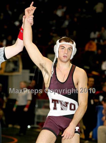 Thumbnail 1 in NYSPHSAA Championships (Division I Semifinals, 140-285) photogallery.