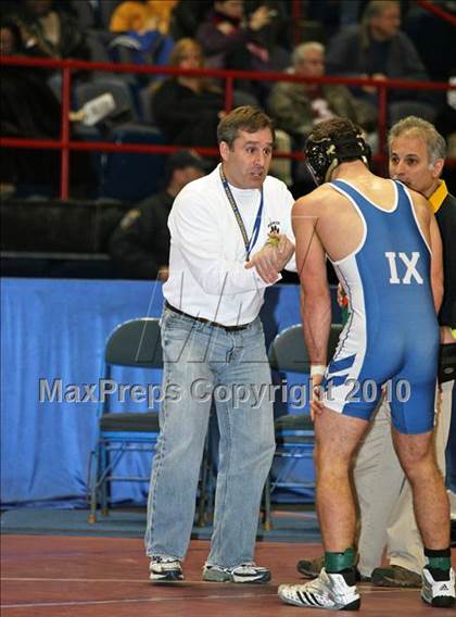 Thumbnail 3 in NYSPHSAA Championships (Division I Semifinals, 140-285) photogallery.