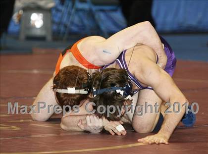 Thumbnail 1 in NYSPHSAA Championships (Division I Semifinals, 140-285) photogallery.