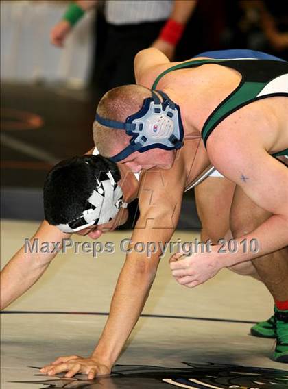Thumbnail 1 in NYSPHSAA Championships (Division I Semifinals, 140-285) photogallery.