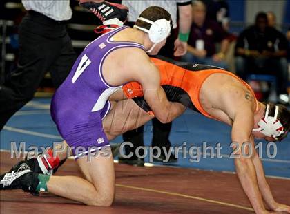 Thumbnail 1 in NYSPHSAA Championships (Division I Semifinals, 140-285) photogallery.