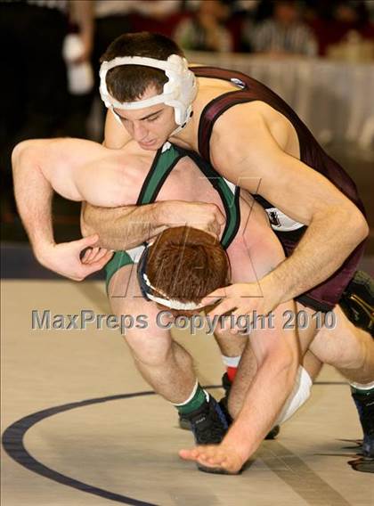Thumbnail 1 in NYSPHSAA Championships (Division I Semifinals, 140-285) photogallery.