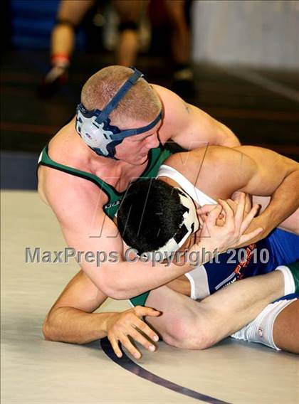 Thumbnail 3 in NYSPHSAA Championships (Division I Semifinals, 140-285) photogallery.