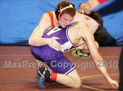 Thumbnail 3 in NYSPHSAA Championships (Division I Semifinals, 140-285) photogallery.