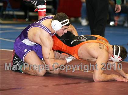 Thumbnail 2 in NYSPHSAA Championships (Division I Semifinals, 140-285) photogallery.