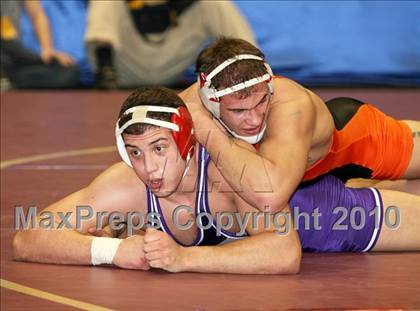 Thumbnail 1 in NYSPHSAA Championships (Division I Semifinals, 140-285) photogallery.