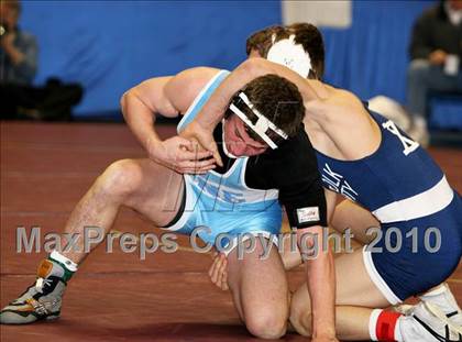 Thumbnail 3 in NYSPHSAA Championships (Division I Semifinals, 140-285) photogallery.