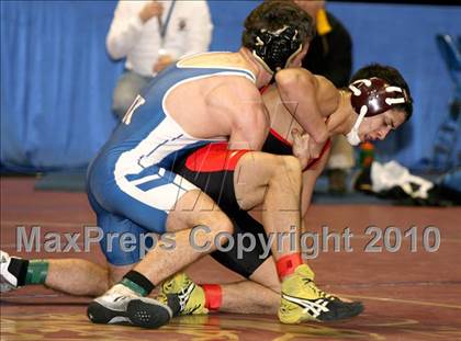 Thumbnail 2 in NYSPHSAA Championships (Division I Semifinals, 140-285) photogallery.
