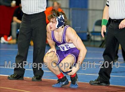 Thumbnail 3 in NYSPHSAA Championships (Division I Semifinals, 140-285) photogallery.