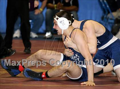 Thumbnail 2 in NYSPHSAA Championships (Division I Semifinals, 140-285) photogallery.