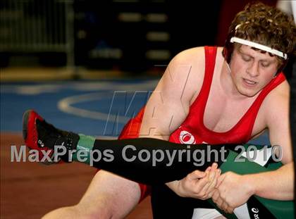 Thumbnail 2 in NYSPHSAA Championships (Division I Semifinals, 140-285) photogallery.