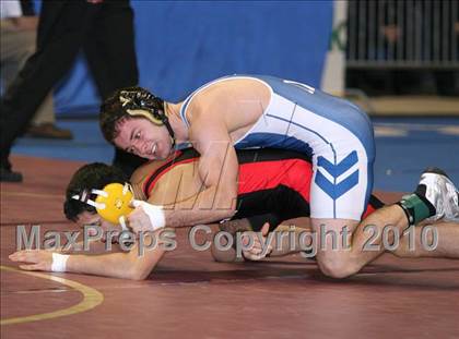 Thumbnail 1 in NYSPHSAA Championships (Division I Semifinals, 140-285) photogallery.