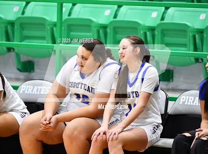 Thumbnail 1 in Chouteau-Mazie @ Stigler photogallery.