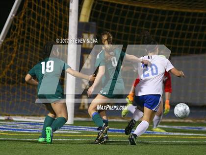 Thumbnail 3 in Eastlake vs. La Costa Canyon (CIF SDS D1 Final) photogallery.