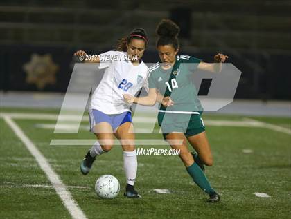 Thumbnail 3 in Eastlake vs. La Costa Canyon (CIF SDS D1 Final) photogallery.