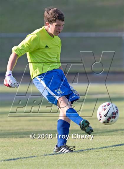 Thumbnail 3 in Carmel Christian vs Charlotte Latin photogallery.