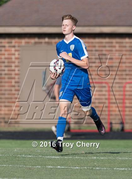 Thumbnail 1 in Carmel Christian vs Charlotte Latin photogallery.