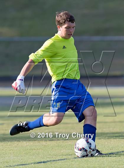 Thumbnail 2 in Carmel Christian vs Charlotte Latin photogallery.