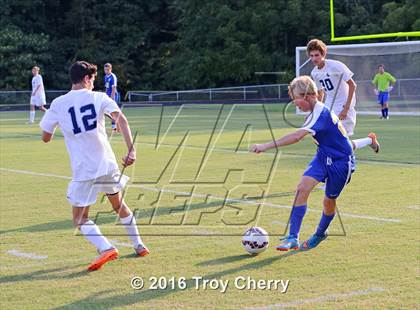 Thumbnail 2 in Carmel Christian vs Charlotte Latin photogallery.