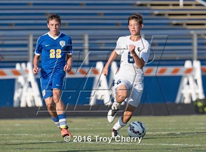 Thumbnail 2 in Carmel Christian vs Charlotte Latin photogallery.