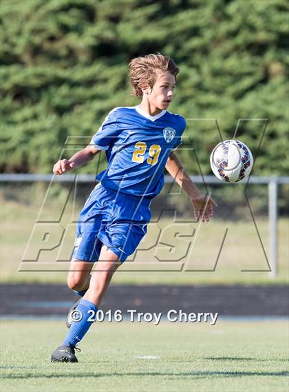 Thumbnail 1 in Carmel Christian vs Charlotte Latin photogallery.
