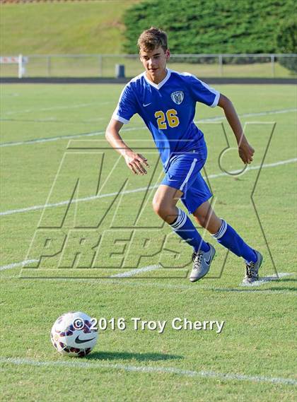 Thumbnail 2 in Carmel Christian vs Charlotte Latin photogallery.