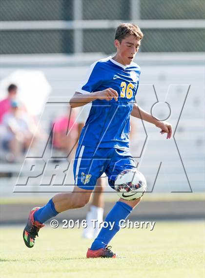Thumbnail 2 in Carmel Christian vs Charlotte Latin photogallery.