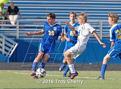 Thumbnail 3 in Carmel Christian vs Charlotte Latin photogallery.