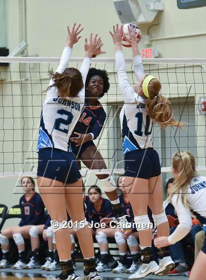 Thumbnail 3 in Johnson [Claudia Taylor] vs Brandeis (NEISD Tournament) photogallery.