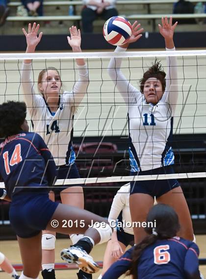 Thumbnail 1 in Johnson [Claudia Taylor] vs Brandeis (NEISD Tournament) photogallery.