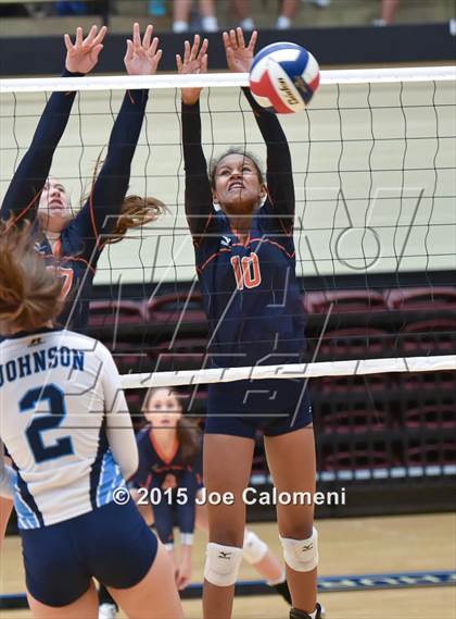 Thumbnail 2 in Johnson [Claudia Taylor] vs Brandeis (NEISD Tournament) photogallery.