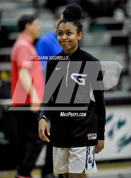 Thumbnail 1 in St. John's vs. Grandview (NIKE Tournament of Champions) photogallery.