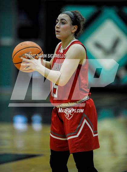Thumbnail 2 in St. John's vs. Grandview (NIKE Tournament of Champions) photogallery.