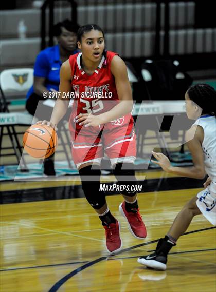Thumbnail 2 in St. John's vs. Grandview (NIKE Tournament of Champions) photogallery.