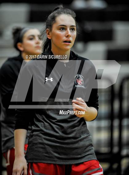 Thumbnail 3 in St. John's vs. Grandview (NIKE Tournament of Champions) photogallery.