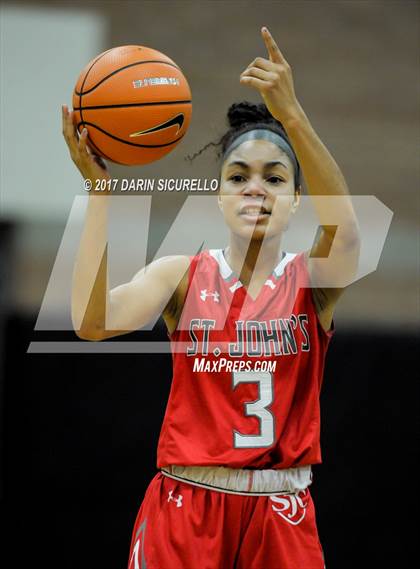 Thumbnail 2 in St. John's vs. Grandview (NIKE Tournament of Champions) photogallery.