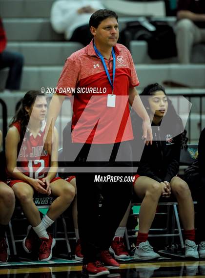 Thumbnail 1 in St. John's vs. Grandview (NIKE Tournament of Champions) photogallery.