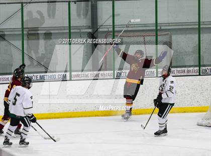 Thumbnail 3 in Castle View vs Mountain Vista (CHSAA 2nd Round Playoff) photogallery.