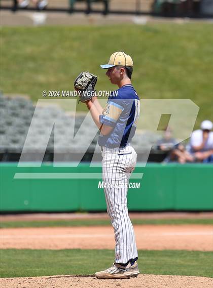 Thumbnail 2 in Routt Catholic vs. Marquette (IHSA 1A Semifinal) photogallery.