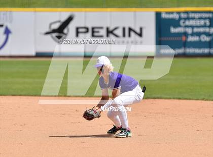Thumbnail 3 in Routt Catholic vs. Marquette (IHSA 1A Semifinal) photogallery.