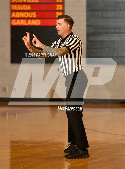 Thumbnail 2 in Village Christian vs. Hart (La Canada Tournament) photogallery.